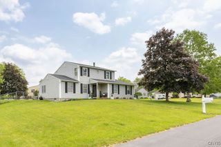 7772 New Hope West, Clay, NY 13090