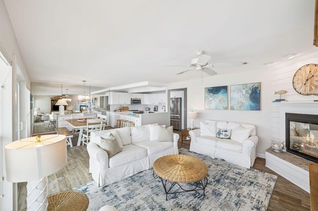 142 Beachside Drive UNIT 10, Santa Rosa Beach, FL 32459