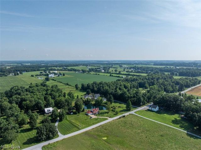 10736 Lautenschlager Road, Apple Creek, OH 44606