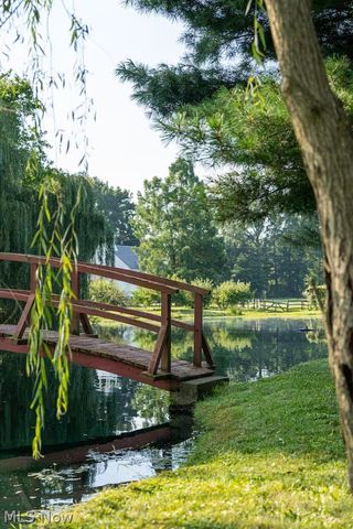 10736 Lautenschlager Road, Apple Creek, OH 44606