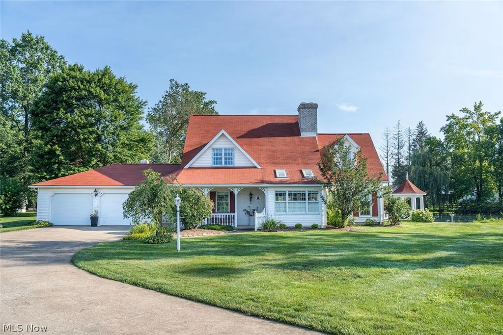 10736 Lautenschlager Road, Apple Creek, OH 44606