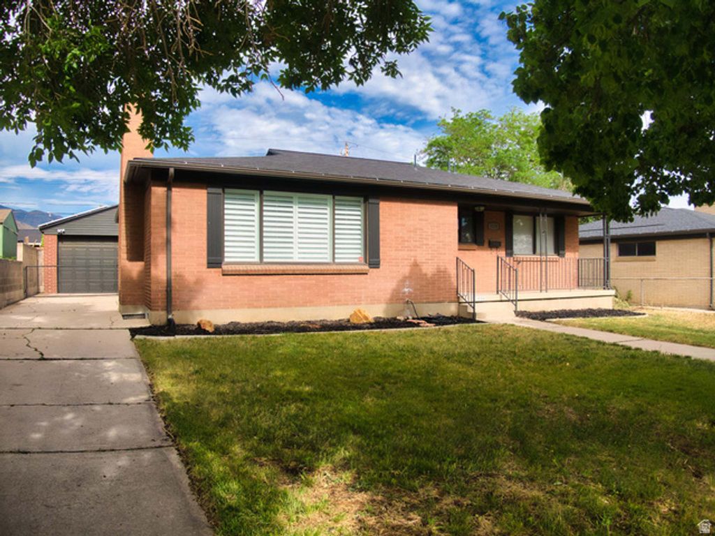 Image 2 of property listing at 3138 S JEAN ST, Magna, UT 84044
