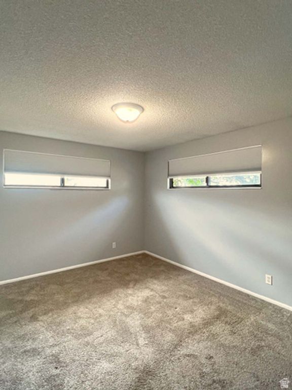 Image 16 of property listing at 3138 S JEAN ST, Magna, UT 84044