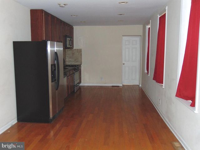 2405 CARPENTER ST, Philadelphia, PA 19146