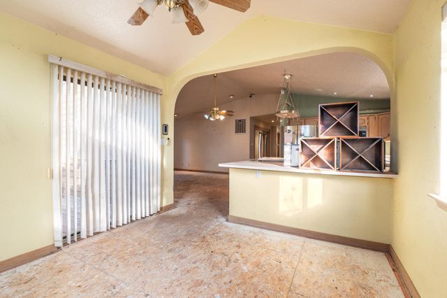 10 Days Done Road, Tijeras, NM 87059