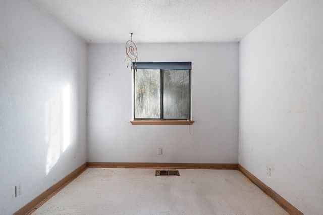 10 Days Done Road, Tijeras, NM 87059