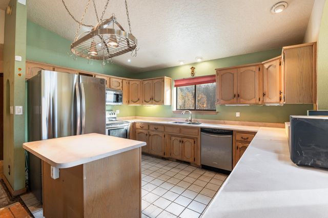 10 Days Done Road, Tijeras, NM 87059