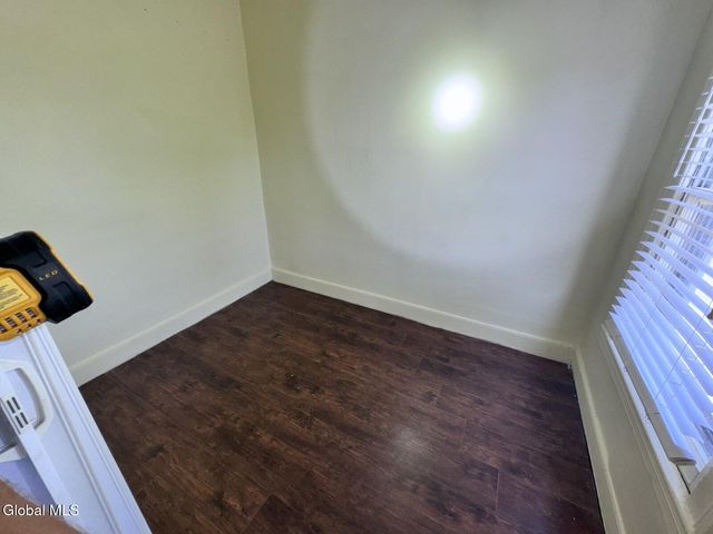 17 Mohawk Avenue, Waterford, NY 12188