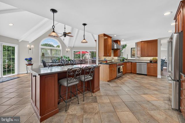 14 BROWNING CT, Medford, NJ 08055