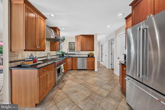 14 BROWNING CT, Medford, NJ 08055