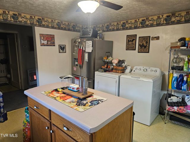 5507 Thackers Road, Norton, VA 24273