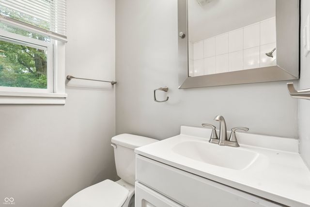 6147 E 40th Street, Indianapolis, IN 46226