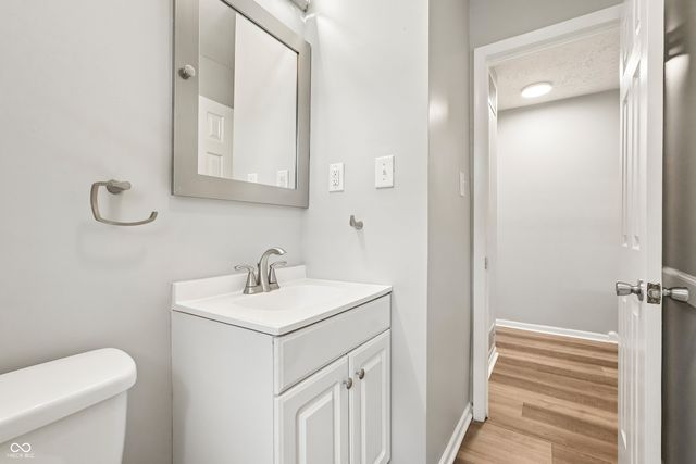 6147 E 40th Street, Indianapolis, IN 46226