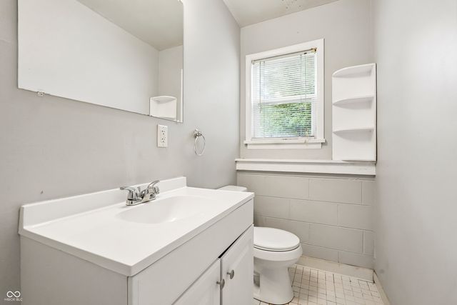 6147 E 40th Street, Indianapolis, IN 46226