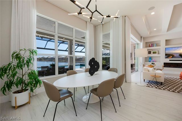 8778 Santo Domingo DR, Naples, FL 34112