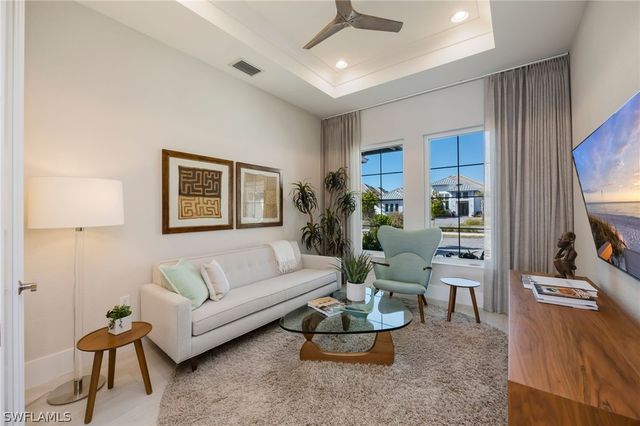 8778 Santo Domingo DR, Naples, FL 34112