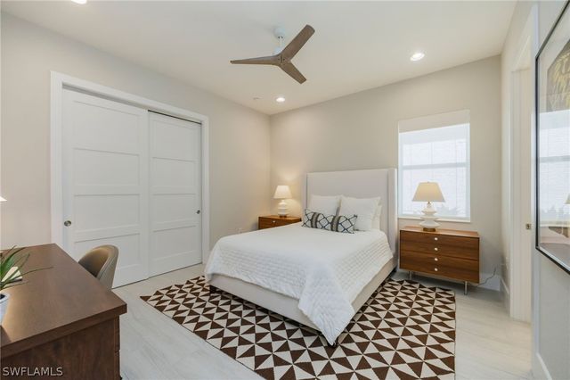 8778 Santo Domingo DR, Naples, FL 34112