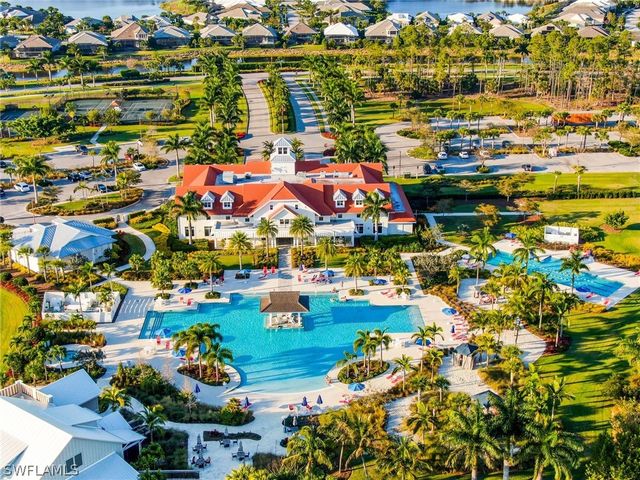 8778 Santo Domingo DR, Naples, FL 34112