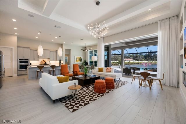 8778 Santo Domingo DR, Naples, FL 34112