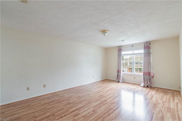 1020 Taylor RD, Virginia Beach, VA 23464