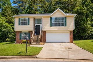 488 Barclay Court, Stone Mountain, GA 30083
