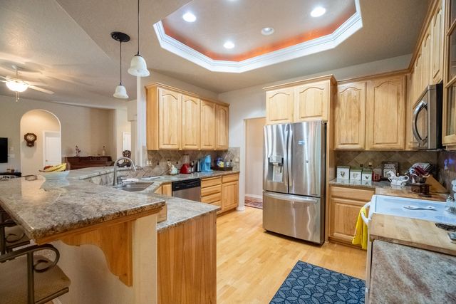 2854 Riverbanks Road, Grants Pass, OR 97527