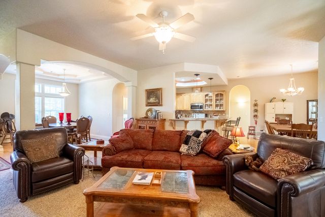 2854 Riverbanks Road, Grants Pass, OR 97527