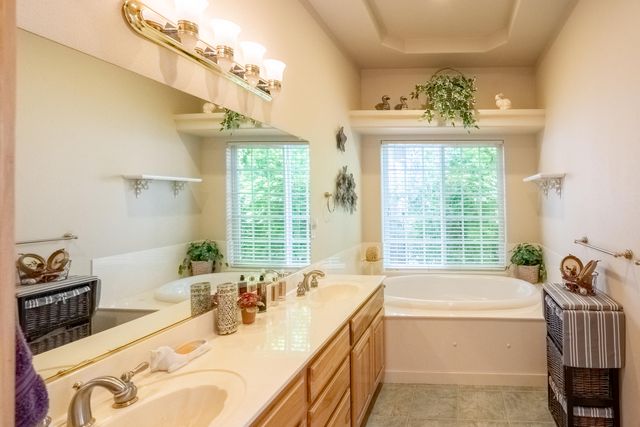 2854 Riverbanks Road, Grants Pass, OR 97527