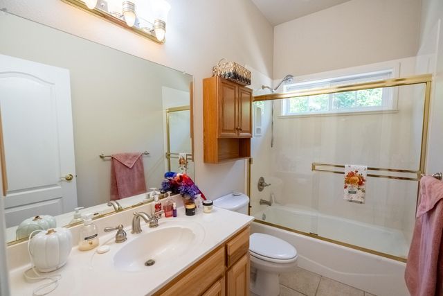 2854 Riverbanks Road, Grants Pass, OR 97527