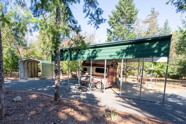 2854 Riverbanks Road, Grants Pass, OR 97527