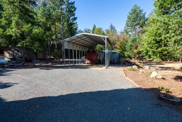 2854 Riverbanks Road, Grants Pass, OR 97527