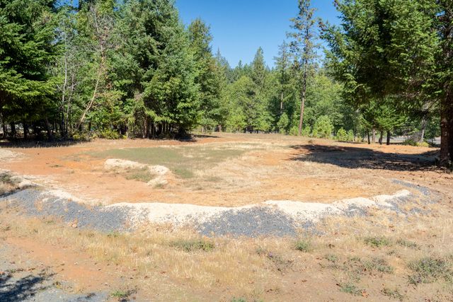 2854 Riverbanks Road, Grants Pass, OR 97527