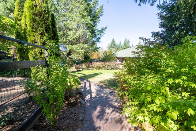 2854 Riverbanks Road, Grants Pass, OR 97527