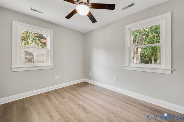 113 Seaboard St, Petersburg, VA 23803