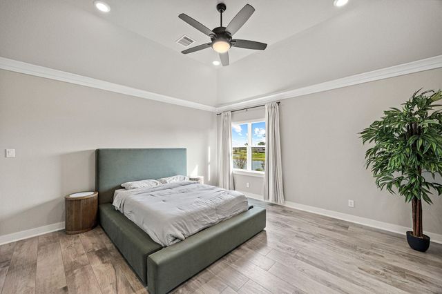 10206 Regatta Shore Drive, Missouri City, TX 77459
