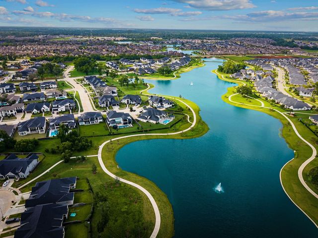 10206 Regatta Shore Drive, Missouri City, TX 77459
