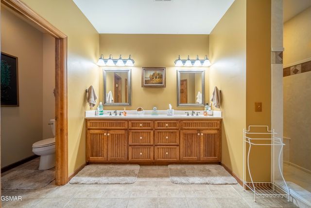 3938 Katy Hollar Road, Sevierville, TN 37862