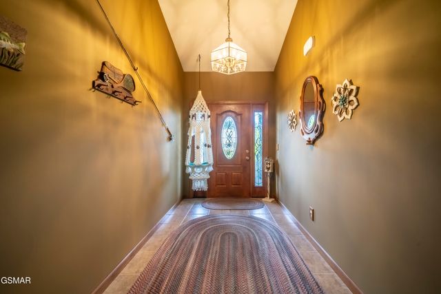 3938 Katy Hollar Road, Sevierville, TN 37862