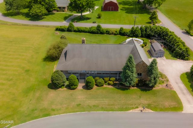 3938 Katy Hollar Road, Sevierville, TN 37862