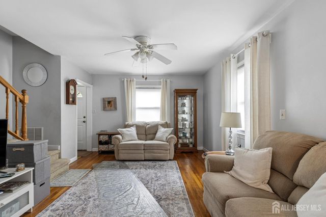 582 Garden Avenue, Woodbridge Proper, NJ 07095