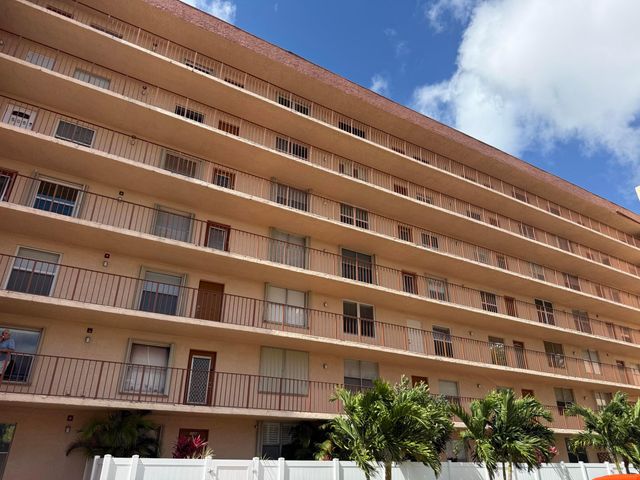 14575 Bonaire Boulevard 306, Delray Beach, FL 33446