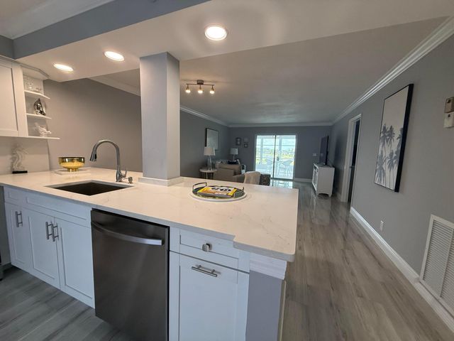 14575 Bonaire Boulevard 306, Delray Beach, FL 33446