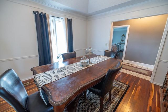 7 E 203 Road, Belton, MO 64012