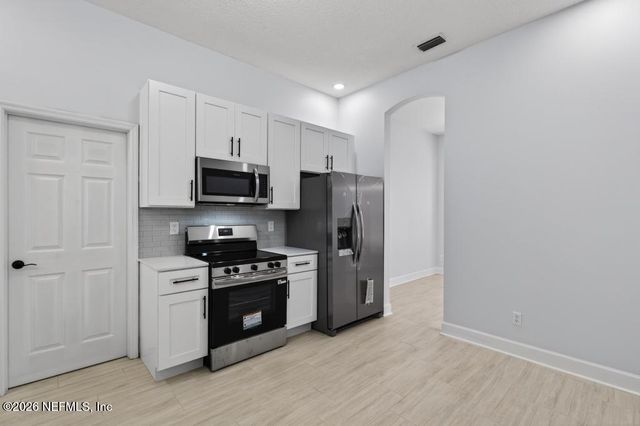 7850 FOX GATE Court, Jacksonville, FL 32244