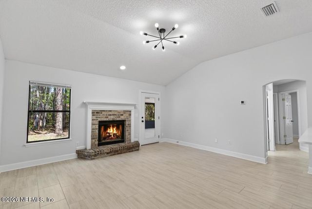 7850 FOX GATE Court, Jacksonville, FL 32244