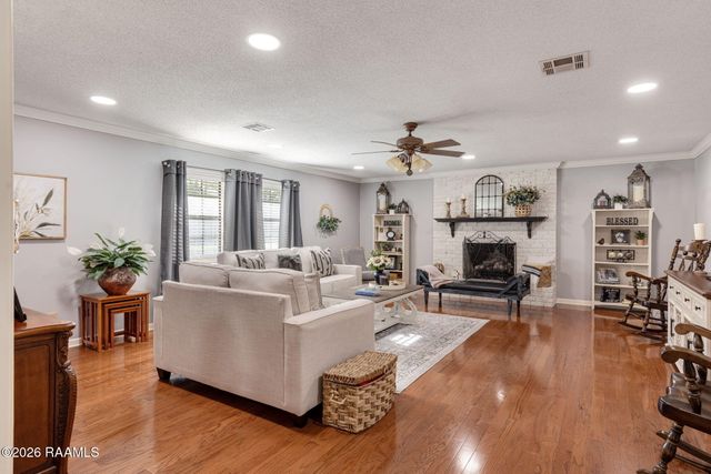 107 Dr Charlie Drive, Opelousas, LA 70570