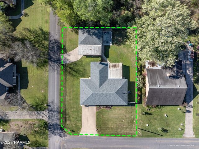 107 Dr Charlie Drive, Opelousas, LA 70570