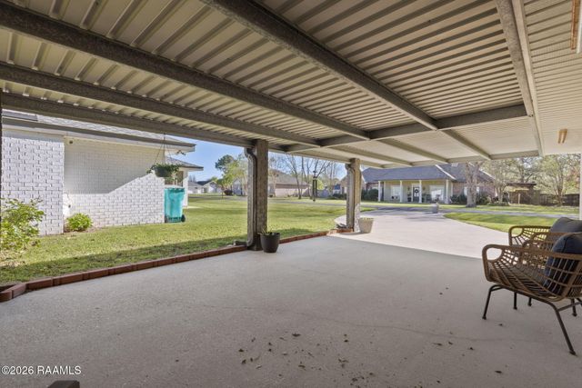 107 Dr Charlie Drive, Opelousas, LA 70570