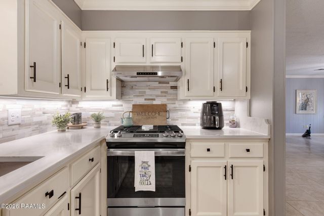 107 Dr Charlie Drive, Opelousas, LA 70570