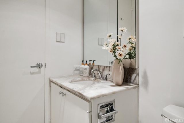 1050 North Point Street 906, San Francisco, CA 94109